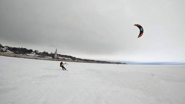 Кайт на Волжских просторах. На лыжах за воздушным змеем. смотреть онлайн