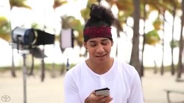 La Banda Curious Questions Toyota Corolla Toyota смотреть онлайн