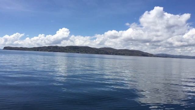Visiting the Incredible Floating Islands of Lake Titicaca Peru | Uros Islands & Taquile Island смотреть онлайн