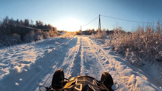 ЗИМНИЙ ДРИФТ НА ТРИЦИКЛЕ. ВОЗМОЖНО ЛИ ЭТО? // ТРИЦИКЛ BRP CAN-AM RYKER RALLY EDITION смотреть онлайн