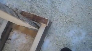 Укладка дров, в поленницу.