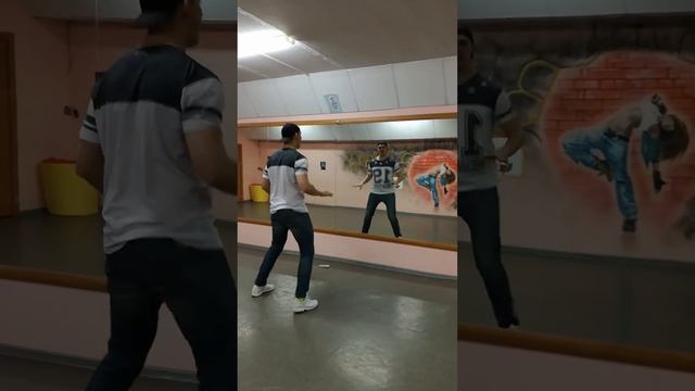 ХИП ХОП ЗА 60 СЕКУНД! КРИС КРОС смотреть онлайн