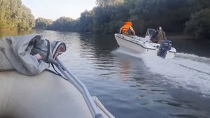 Какая лодка быстрее. ПВХ или Пластик