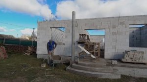 Колонны под крышу из асбоцементных труб.