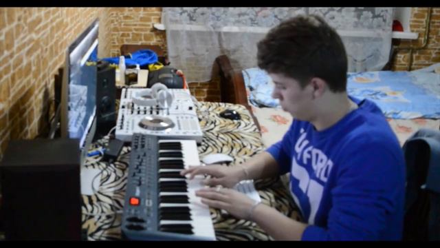 DJ GAYSAN JASPER FORKS Riwer Flows in You смотреть онлайн