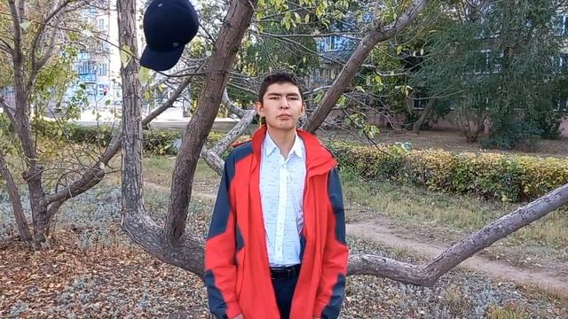 Стихотворение М. И. Цветаевой "Полон и просторен..." | Амир Алимкулов смотреть онлайн