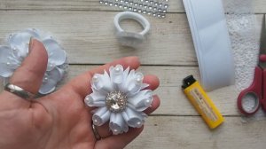 К школе готовимся ? Нарядные банты из репсовых лент и кружева DIY