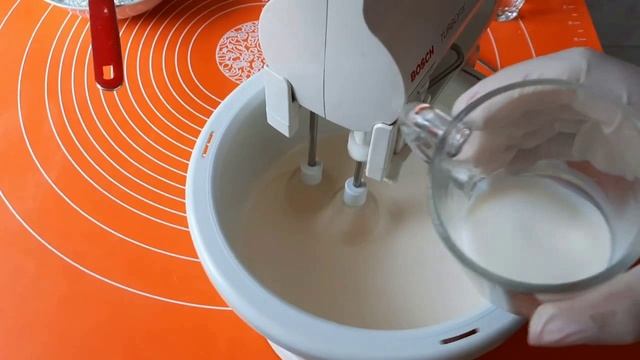 Шифоновый ванильный бисквит.