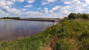 Это Юг-река...
