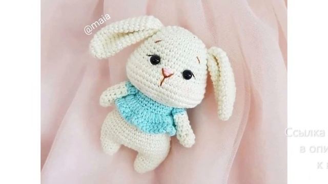 МК по вязанию амигуруми Зайка в юбочке крючком. Автор: @maiacraft