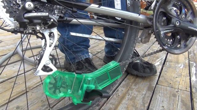 Finish Line Pro Chain Cleaner first try with no help смотреть онлайн