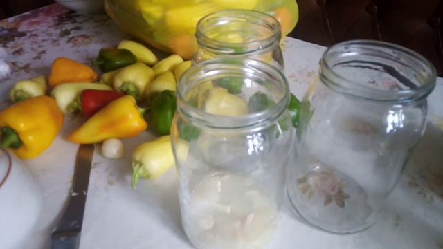 Последние заготовки. Болгарский перец жареный на зиму..mp4 смотреть онлайн