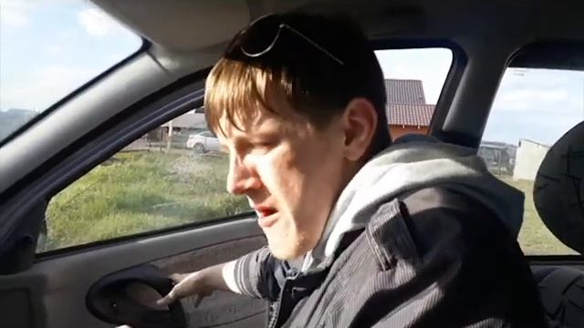 Санек ЖРЁТ перец чили смотреть онлайн