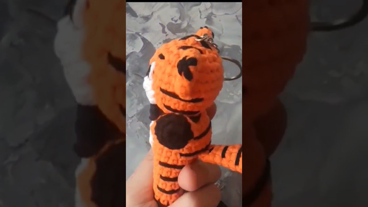 Вязанный крючком тигрёнок с галстуком-бабочкой #вязаниекрючком #амигуруми #игрушкакрючком