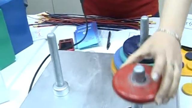 QU110429_Mentiq_Bilik_sergisi_stend_15of44.flv смотреть онлайн