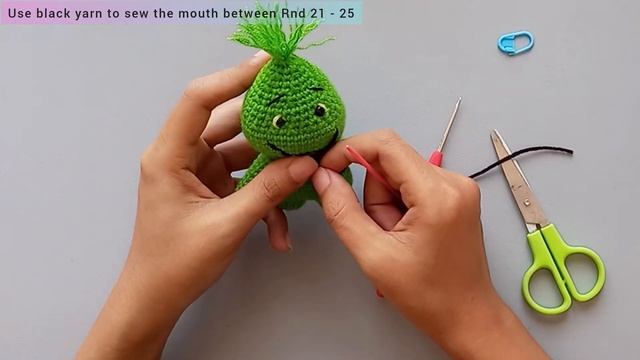 Mini grinch crochet (3/3) | Amigurumi Tutorial @Mini_Dolly смотреть онлайн
