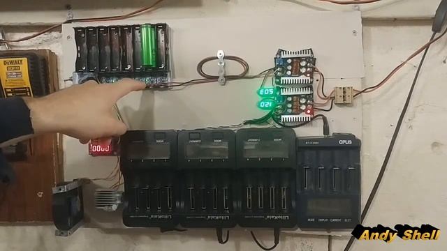 18650 Charging Station v2 смотреть онлайн