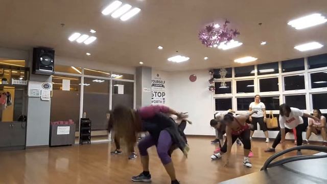 Soy Parati zumba смотреть онлайн