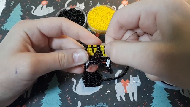 Котик из бисера смотреть онлайн