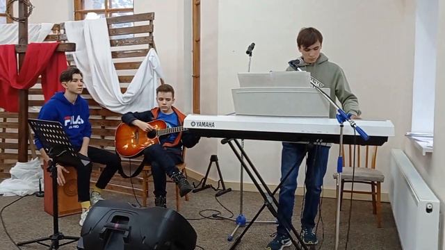 Кто же я, что Всевышний Царь меня призвал. Христианские песни. Who You Say I Am. Ворзель. 18.04.202