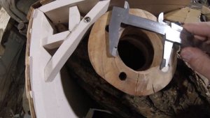 Дизайнерский СКВОРЕЧНИК из бревна