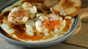 Чылбыр — вкуснейшее турецкое блюдо из яиц