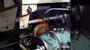 Делительная головка УДГ-250 и фрезерный станок 6Р81. Нарезка зуба на шестерне.