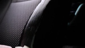 Как очистить тканевый салон автомобиля?