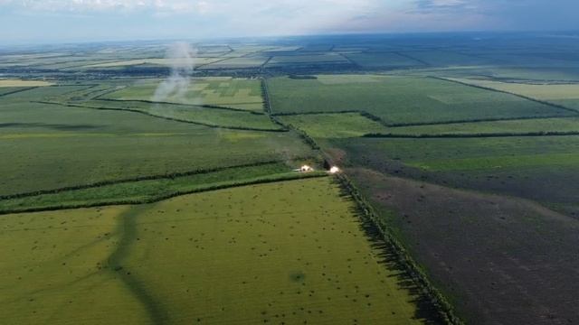 291-й полк продолжает сжигать свиней на Угледарском направлении..mp4 смотреть онлайн