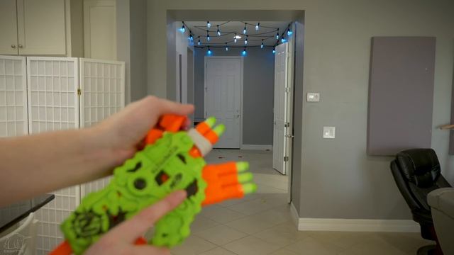 [REVIEW] Nerf Zombie Strike Alternator | Launches 1,2, or 3 Darts! смотреть онлайн