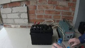 Уровень электролита. Электролит или вода!!!