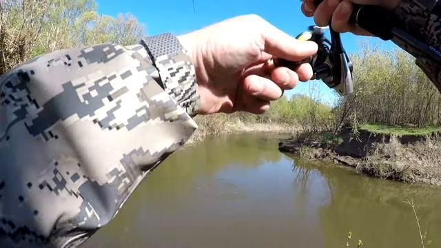 Весенний спиннинг на малой реке смотреть онлайн