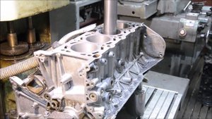 BMW V-8 гильзовка блока