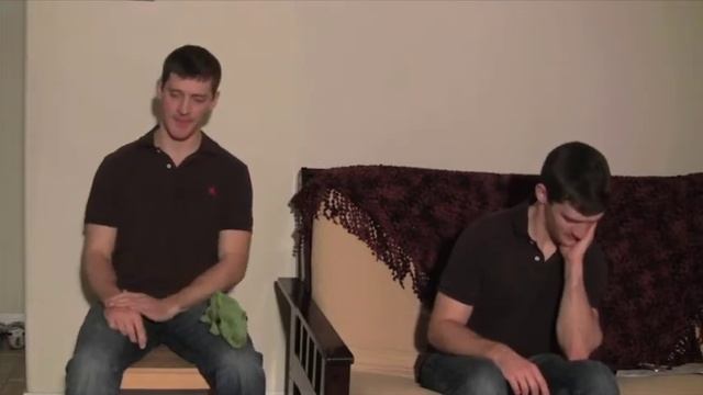 How to Defeat Your Own Clone смотреть онлайн