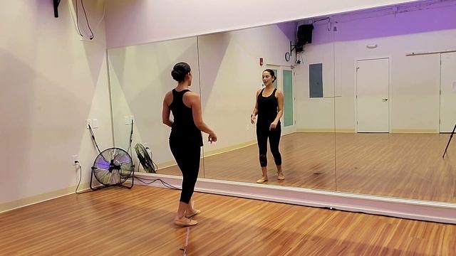 Salsa Shines for Beginners | Salsa for Men and Women | Salsa on2 Footwork смотреть онлайн