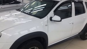 RENAULT DUSTER 2013 двухлитровая на механике и полном приводе, с родным пробегом и зелёной автотеко
