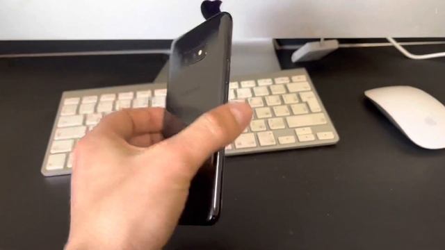 Обзор Samsung S10e Флагманского Смартфона за 50 $ Баксов