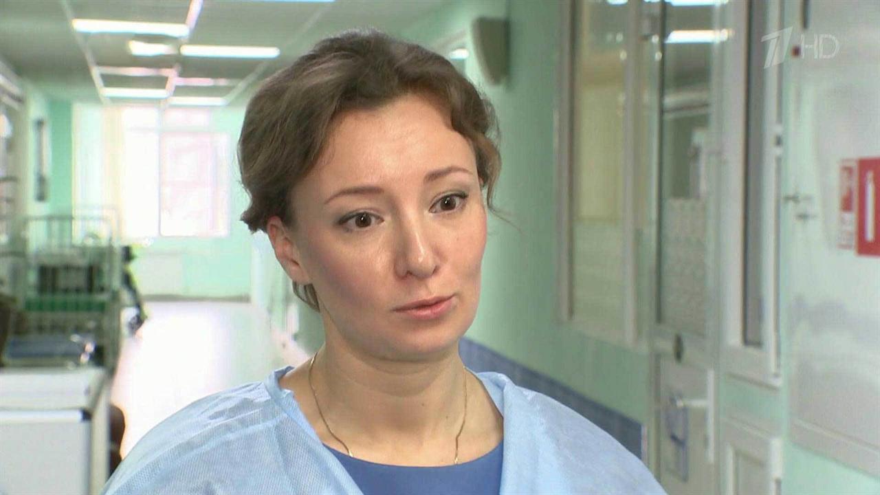 Врачи рассказали о состоянии пятилетней девочки, которую нашли в квартире среди гор мусора