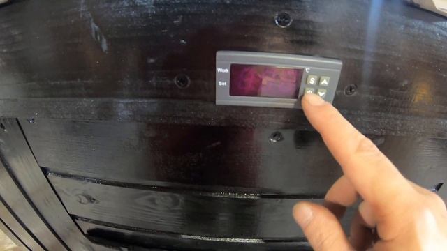 Коптильня Мечта гурмана Холодного и горячего копчения с функцией сушки и вялки продуктов. смотреть онлайн