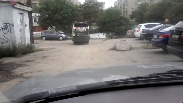 Как "глонассит" уборочная техника в Москве