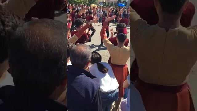 ARMENIKOS tour. на винном фестивале в Арени 01.10.2016 смотреть онлайн