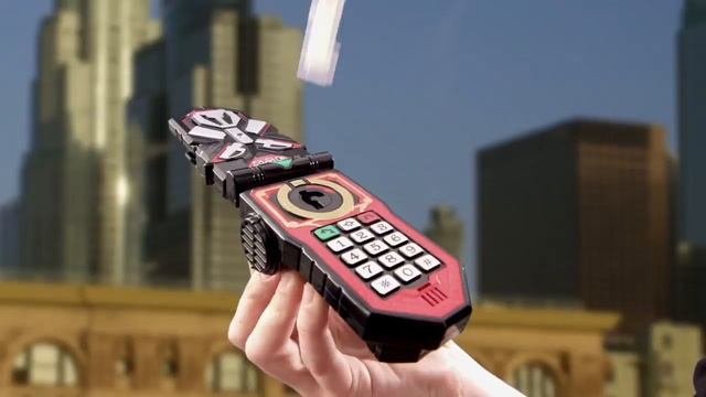 Power Rangers Super Megaforce -- Deluxe Legendary Morpher смотреть онлайн