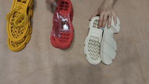 Новые подошвы из магазина "Зелёный слоник"