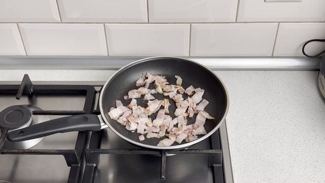 КАК ПРИГОТОВИТЬ КАРТОФЕЛЬНУЮ ПИЦЦУ НА СКОВОРОДЕ? Просто, быстро и вкусно на завтрак и на ужин
