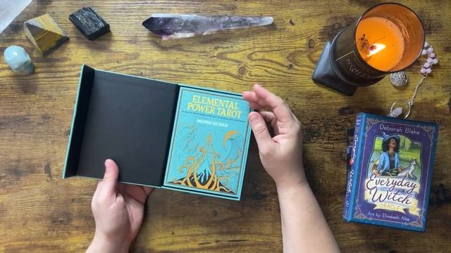 Decks Leaving My Collection | Tarot & Oracle смотреть онлайн