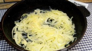 Минтай тушеный с капустой в духовке