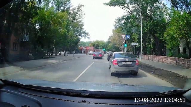 043AAI14. 13.08.22. Геринга-Сураганова. Движение по встречной полосе. Лишение прав смотреть онлайн