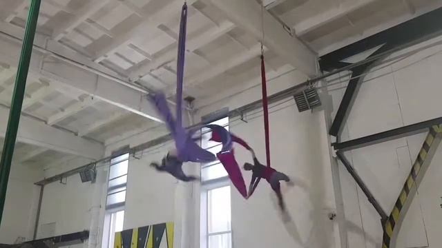 Воздушная гимнастика КЕМЕРОВО apachejump aerial silks смотреть онлайн