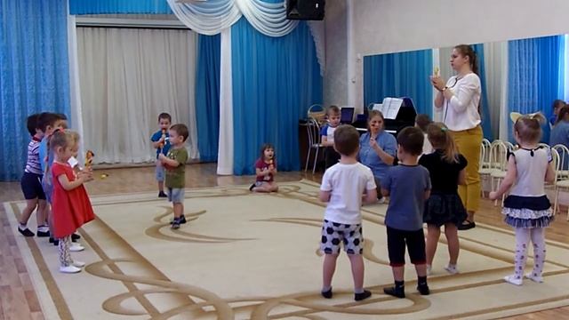 Использование музыкально-ритмических упражнений как способ самовыражения детей дошкольного возраста смотреть онлайн