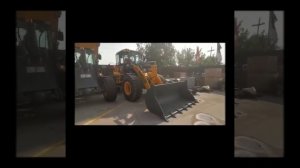 Фронтальный погрузчик HZM XC36D в работе.